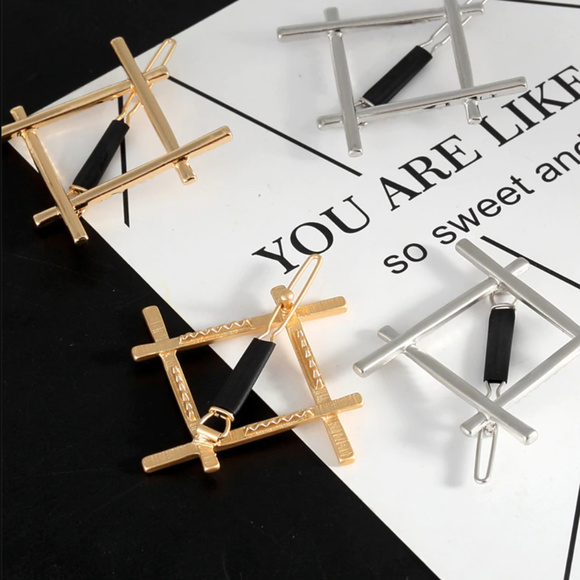 🍒2/$25 MATT Stylish # Hair Clip # - Picture 2 of 4